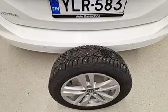 Opel Astra, 1.3, 107 kW, petrol, automatic, front-wheel drive