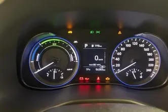 Hyundai Kona, 1.6, 77 kW, hybrid, automatic, front-wheel drive