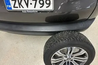 Peugeot 2008, 1.2, 60 kW, бензин, автомат, передний привод