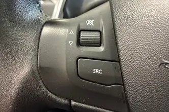 Peugeot 2008, 1.2, 60 kW, бензин, автомат, передний привод