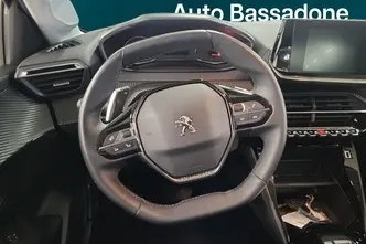 Peugeot 208, 1.2, 74 kW, бензин, автомат, передний привод