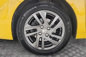 Peugeot 208, 1.2, 74 kW, бензин, автомат, передний привод