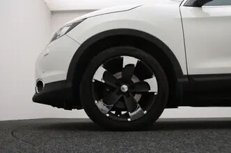 Nissan Qashqai, 1.2, 85 kW, бензин, автомат, передний привод