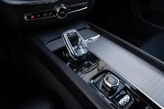 Volvo XC60, 2.0, 140 kW, diesel, automatic, four-wheel drive