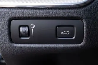 Volvo XC60, 2.0, 140 kW, diesel, automatic, four-wheel drive