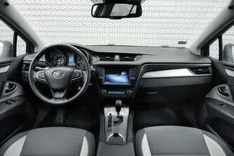 Toyota Avensis, 1.8, 109 kW, bensiin, automaat, esivedu