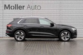 Audi e-tron, 300 kW, elekter, automaat, nelikvedu