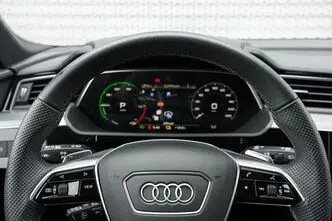 Audi e-tron, 300 kW, elekter, automaat, nelikvedu
