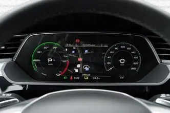 Audi e-tron, 300 kW, elekter, automaat, nelikvedu