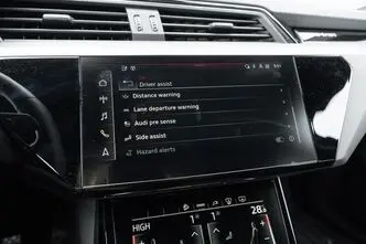 Audi e-tron, 300 kW, elekter, automaat, nelikvedu