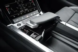 Audi e-tron, 300 kW, elekter, automaat, nelikvedu