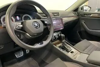 Škoda Superb, 2.0, 206 kW, bensiin, automaat, nelikvedu