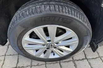 Volkswagen Caravelle, 2.0, 103 kW, дизель, механическая, передний привод