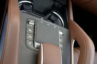 Mercedes-Benz GLE 350, 2.0, 145 kW, hybrid, automatic, four-wheel drive