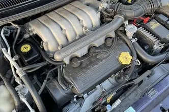 Chrysler Stratus, 2.5, 120 kW, petrol, automatic, front-wheel drive