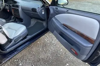 Chrysler Stratus, 2.5, 120 kW, petrol, automatic, front-wheel drive