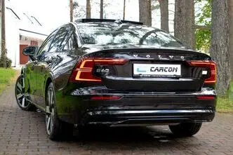 Volvo S60, 2.0, 335 kW, pistikhübriid, automaat, nelikvedu
