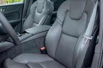 Volvo S60, 2.0, 335 kW, pistikhübriid, automaat, nelikvedu