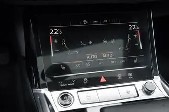 Audi e-tron, 300 kW, elekter, automaat, nelikvedu