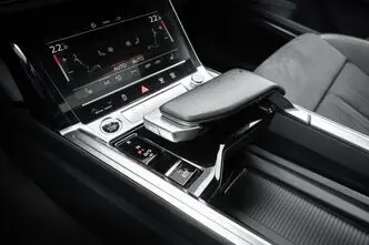 Audi e-tron, 300 kW, elekter, automaat, nelikvedu