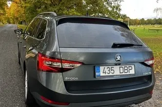 Škoda Superb, 2.0, 110 kW, diesel, automatic, front-wheel drive