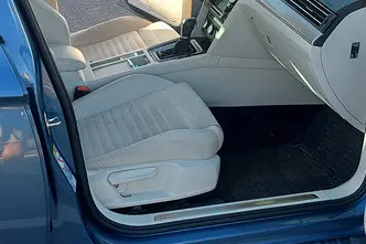 Volkswagen Passat, 1.6, 88 kW, дизель, автомат, передний привод