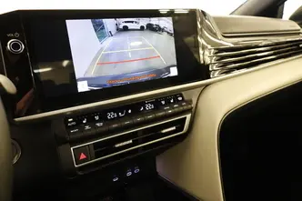 Toyota Camry, 2.5, 137 kW, hübriid, automaat, esivedu