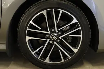 Toyota Camry, 2.5, 137 kW, hübriid, automaat, esivedu