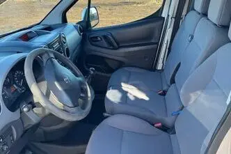 Peugeot Partner, 1.6, 66 kW, diesel, manual, front-wheel drive