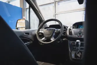 Ford Tourneo Connect, 1.6, 110 kW, bensiin, automaat, esivedu