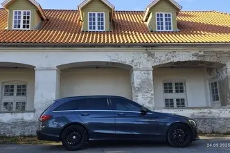 Mercedes-Benz C 200, 2.1, 100 kW, diesel, automatic, rear-wheel drive