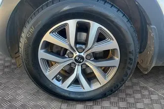 Kia Sportage, 1.6, 99 kW, petrol, manual, front-wheel drive