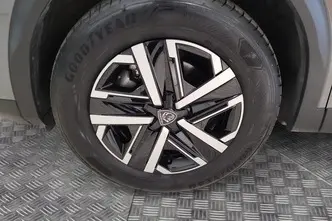 Peugeot 2008, electric, automatic, front-wheel drive