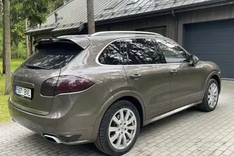 Porsche Cayenne, 3.0, 180 kW, diesel, automatic, four-wheel drive