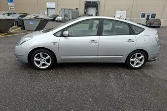 Toyota Prius, 1.5, 57 kW, hübriid, automaat, esivedu