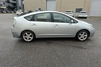 Toyota Prius, 1.5, 57 kW, hübriid, automaat, esivedu