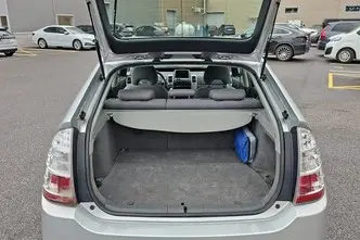 Toyota Prius, 1.5, 57 kW, hübriid, automaat, esivedu