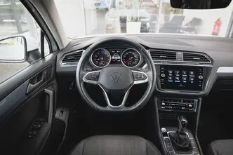 Volkswagen Tiguan, 1.5, 110 kW, bensiin, automaat, esivedu