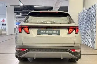 Hyundai Tucson, 1.6, 110.1 kW, bensiin, manuaal, esivedu