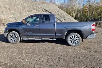 Toyota Tundra, 5.7, 284 kW, petrol, automatic, four-wheel drive