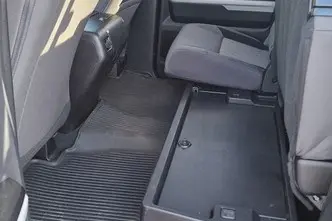 Toyota Tundra, 5.7, 284 kW, petrol, automatic, four-wheel drive