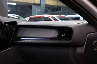 Polestar 2, 160 kW, elekter, automaat, nelikvedu