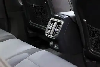 Polestar 2, 160 kW, elekter, automaat, nelikvedu
