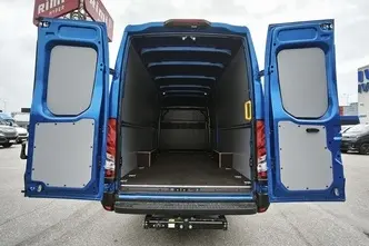 Iveco Daily, 3.0, 129 kW, diisel, automaat, tagavedu