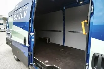 Iveco Daily, 3.0, 129 kW, diisel, automaat, tagavedu