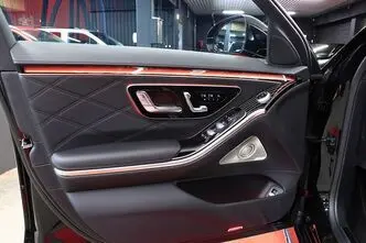 Mercedes-Benz S 63 AMG, 4.0, 450 kW, hübriid, automaat, nelikvedu
