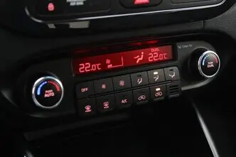 Kia Carens, 1.6, 99 kW, bensiin, manuaal, esivedu