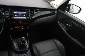 Kia Carens, 1.6, 99 kW, bensiin, manuaal, esivedu