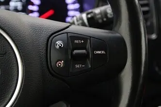 Kia Carens, 1.6, 99 kW, bensiin, manuaal, esivedu