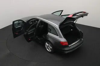 Audi A4, 1.8, 125 kW, bensiin, automaat, esivedu